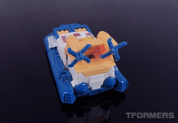 TFormers Titans Return Seaspray Photo Gallery 085 (85 of 129)